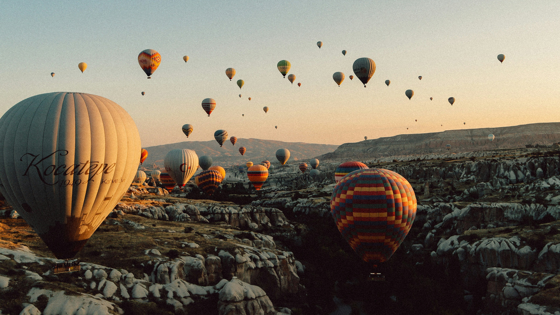 Hot Air Balloon Ride & Sunrise Tour